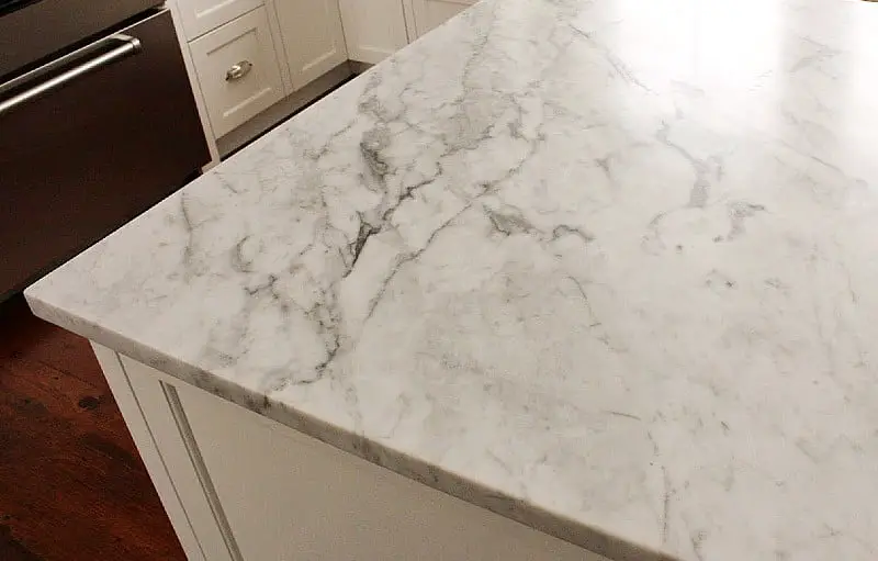 Tegne efterklang Bluebell Comparing Carrara Marble Countertops to Other Types of Marble